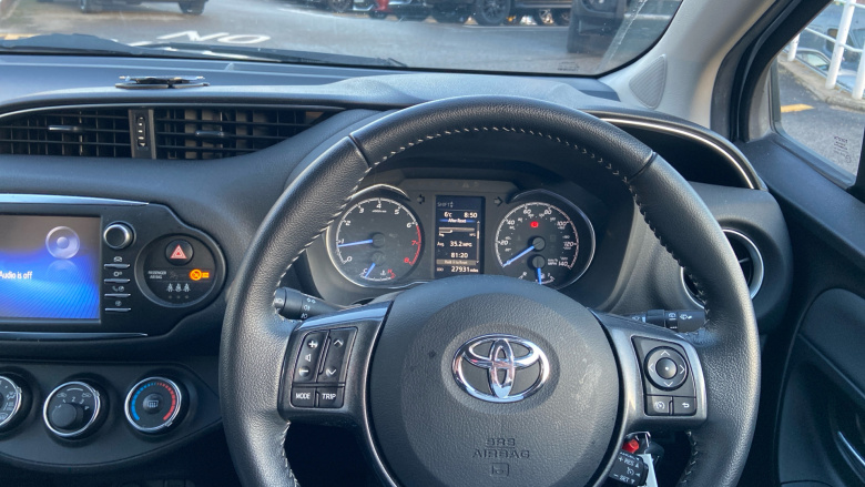 Toyota Yaris 1.5 VVT-i Y20 5dr [Bi-tone] Petrol Hatchback